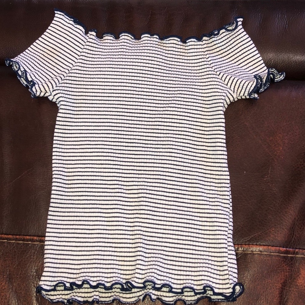 OFF THE SHOULDER STRIPED TOP